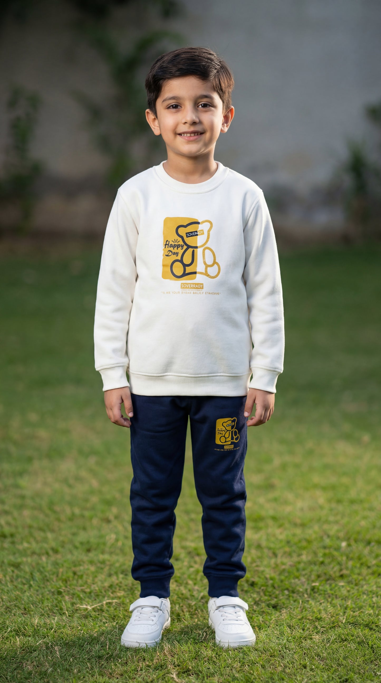 Fineloops "Playful Bear" 2-Piece Set – Shirt & Trouser Outfit